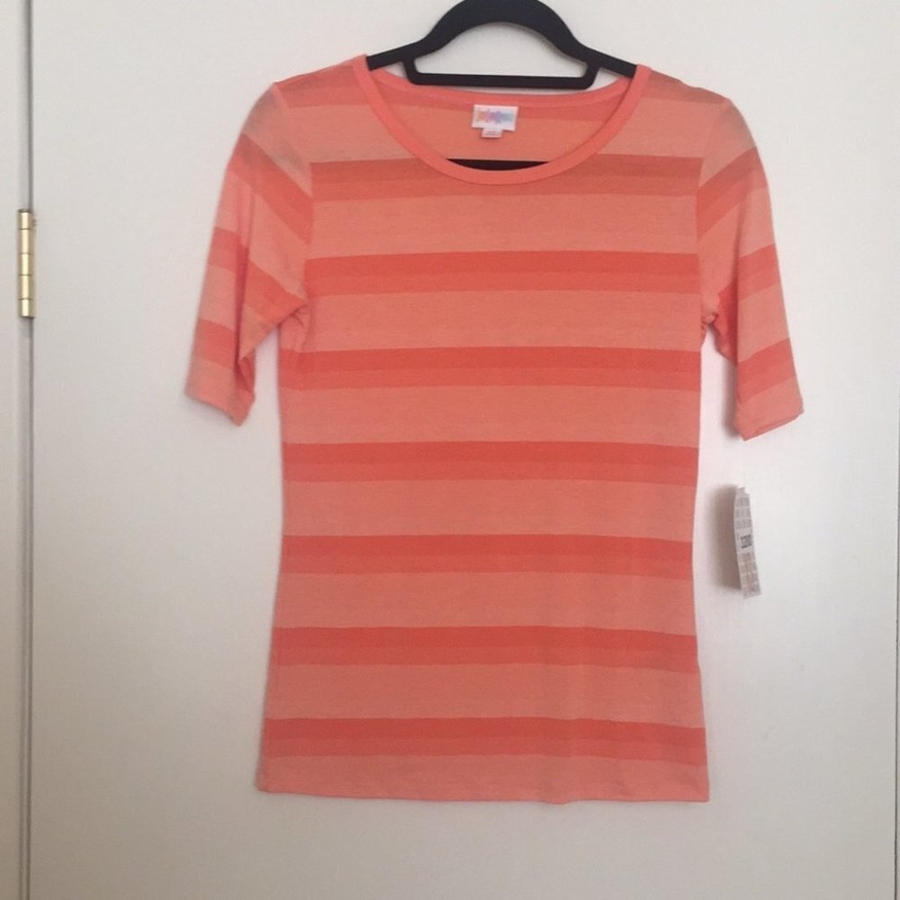 XS‎ LuLaRoe Gigi B01 1795